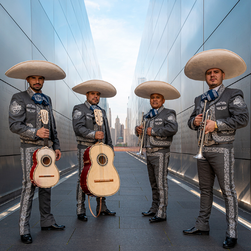 Grupo de 4 mariachis en New York